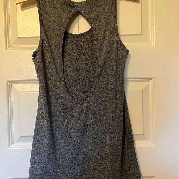 Lightweight Grey Sleeveless Top with open back size L - Picture 3 of 3